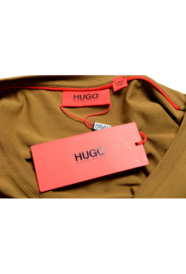 Hugo Boss Men's "Dandre" Olive Green V-Neck Stretch T-Shirt: Picture 7