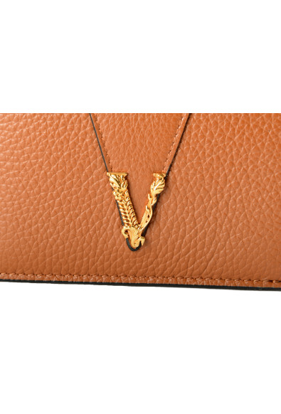 Versace Women's Chestnut Brown 100% Textured Leather Gold V-Logo Compact Wallet: Picture 2