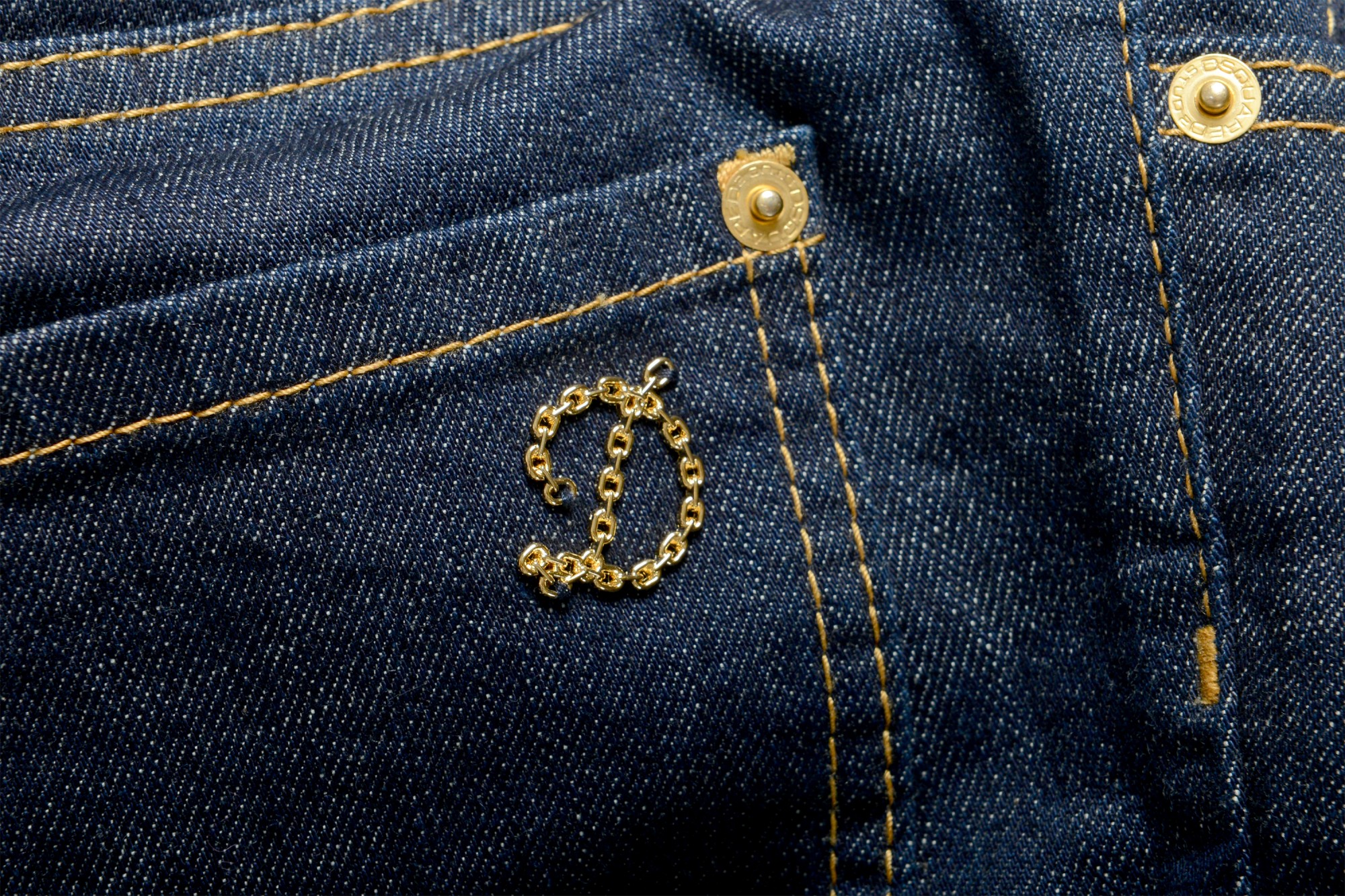 DSquared² Denim Cropped-Jeans im Distressed-Look in Blau Damen Bekleidung Jeans Capri-Jeans und cropped Jeans 